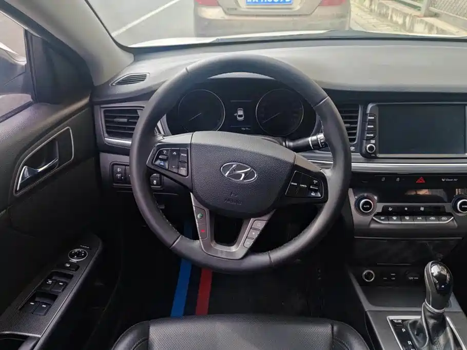 Hyundai Mistra — миниатюра 15