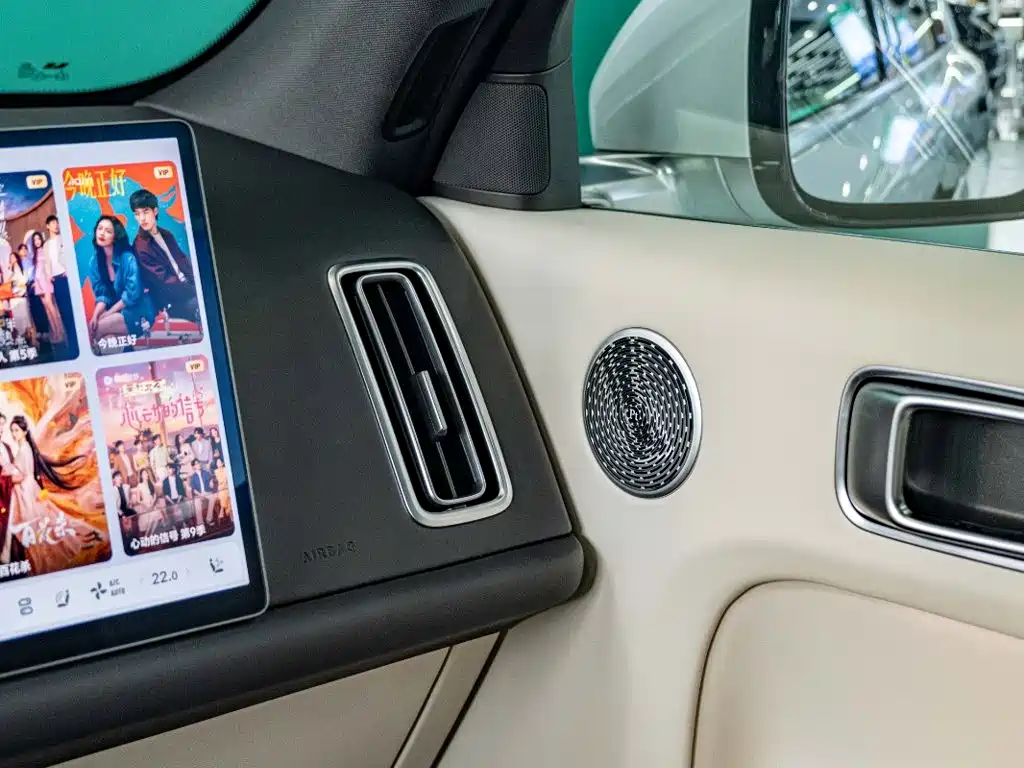 Li Auto Li L7 — миниатюра 10