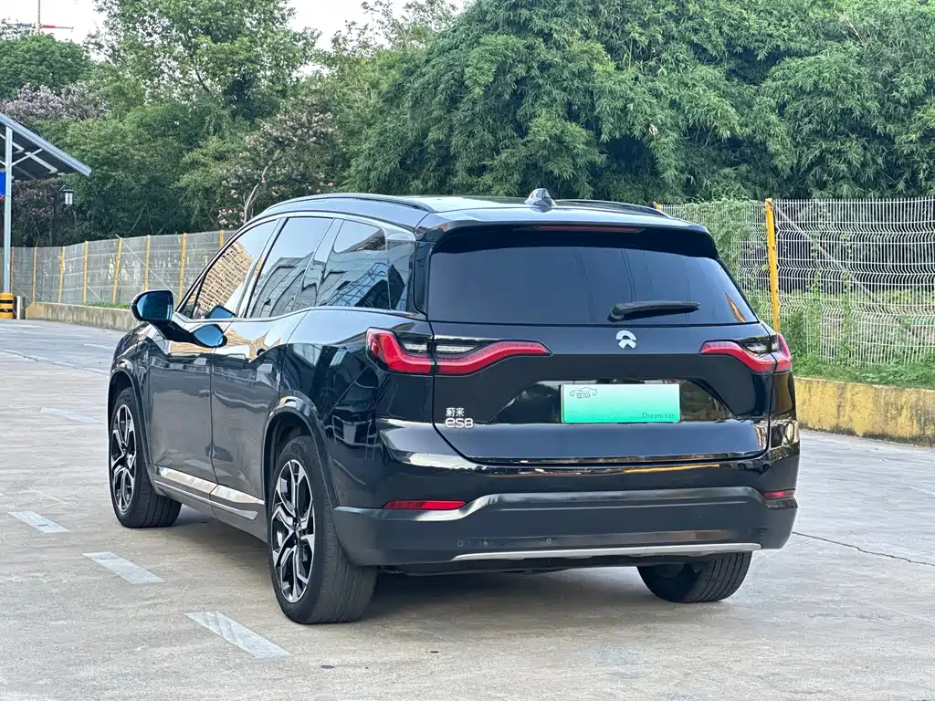 NIO NIO ES8