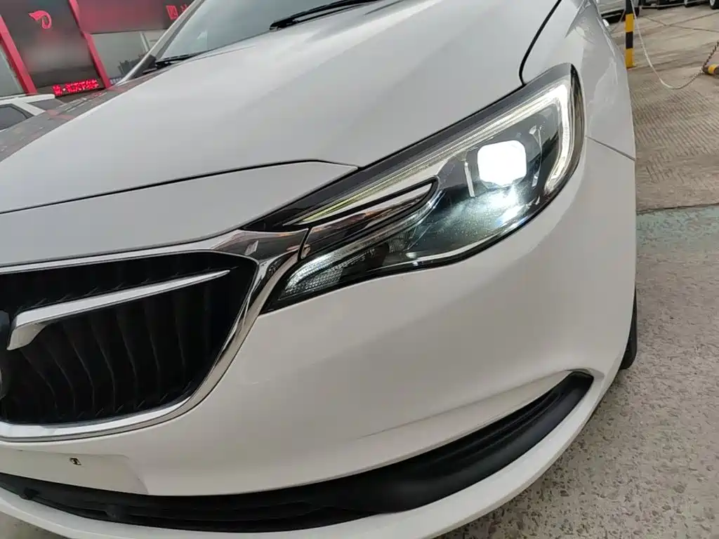 Buick Excelle — миниатюра 24