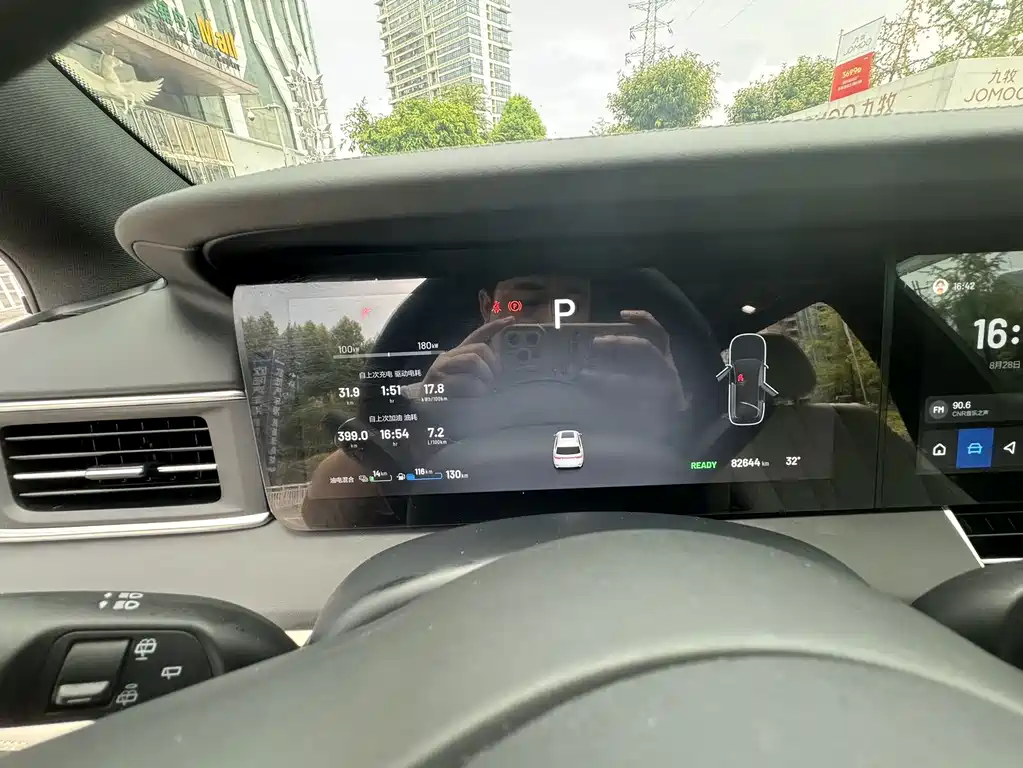 Li Auto Li ONE — миниатюра 10