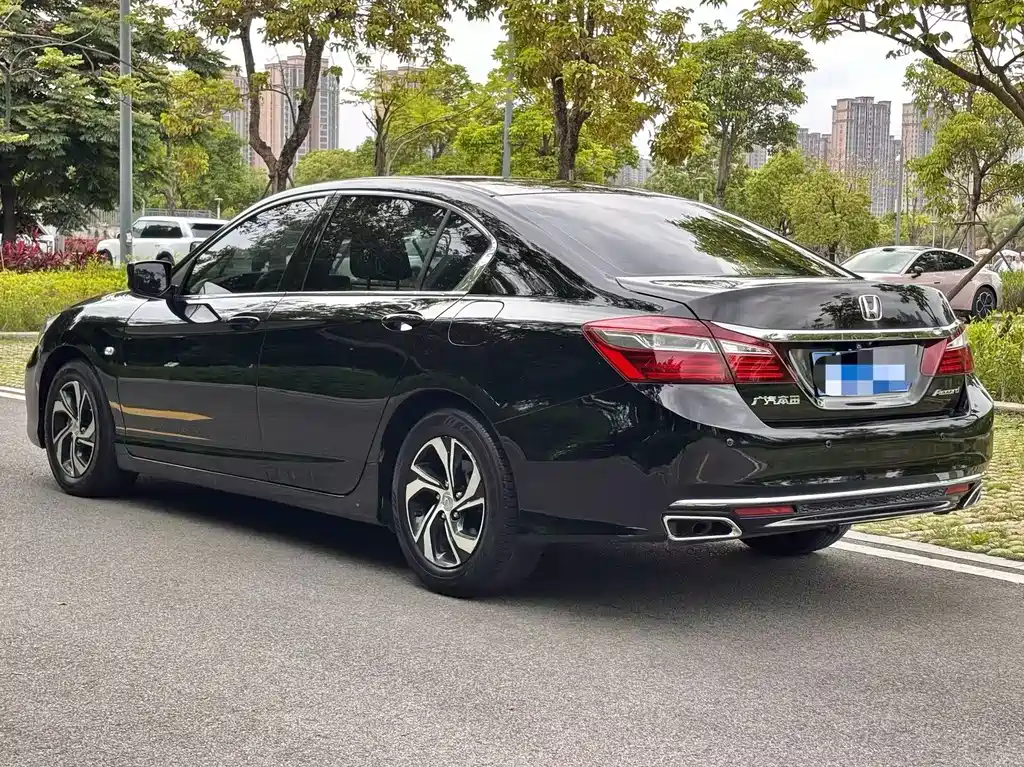 Honda Accord 2016 2.0L Elite