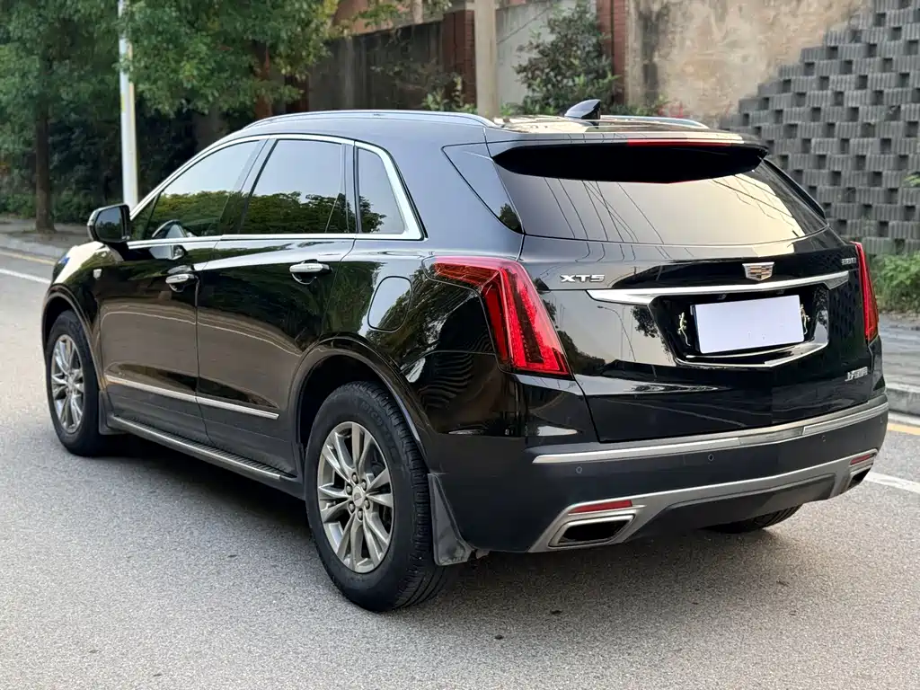 Cadillac XT5 — миниатюра 6