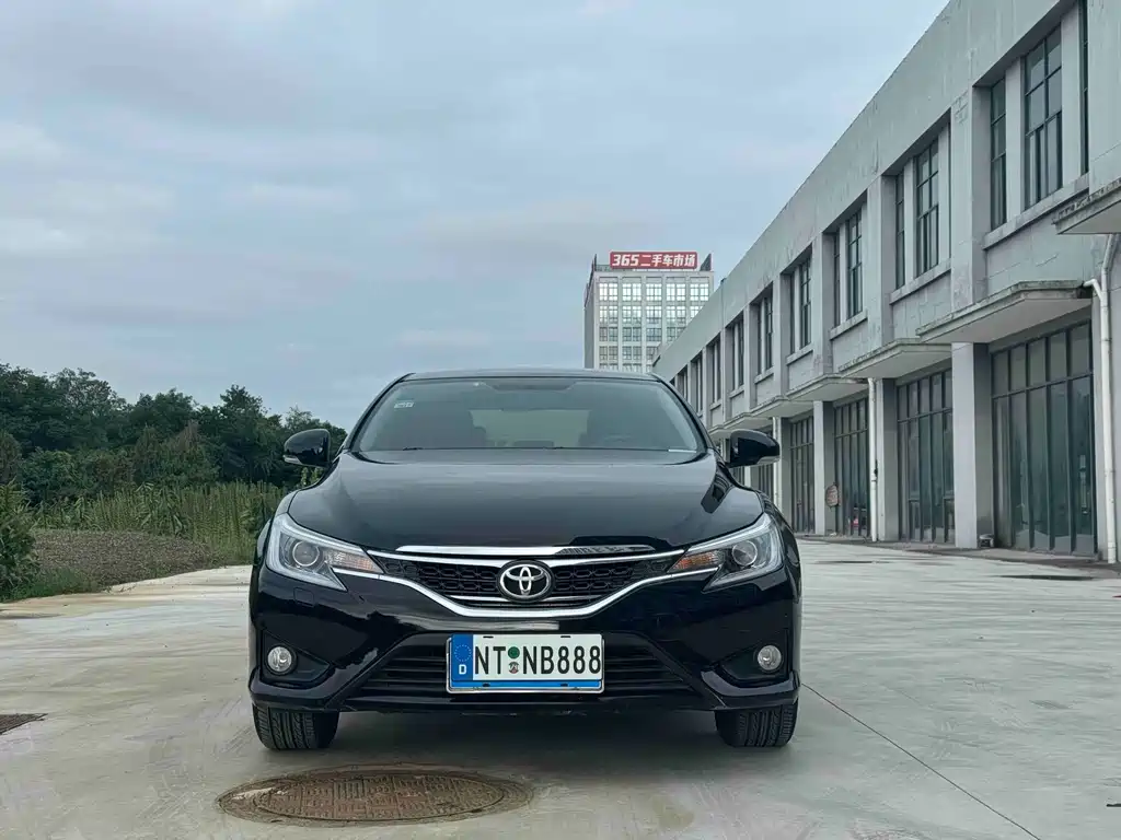 Toyota Reiz — миниатюра 2