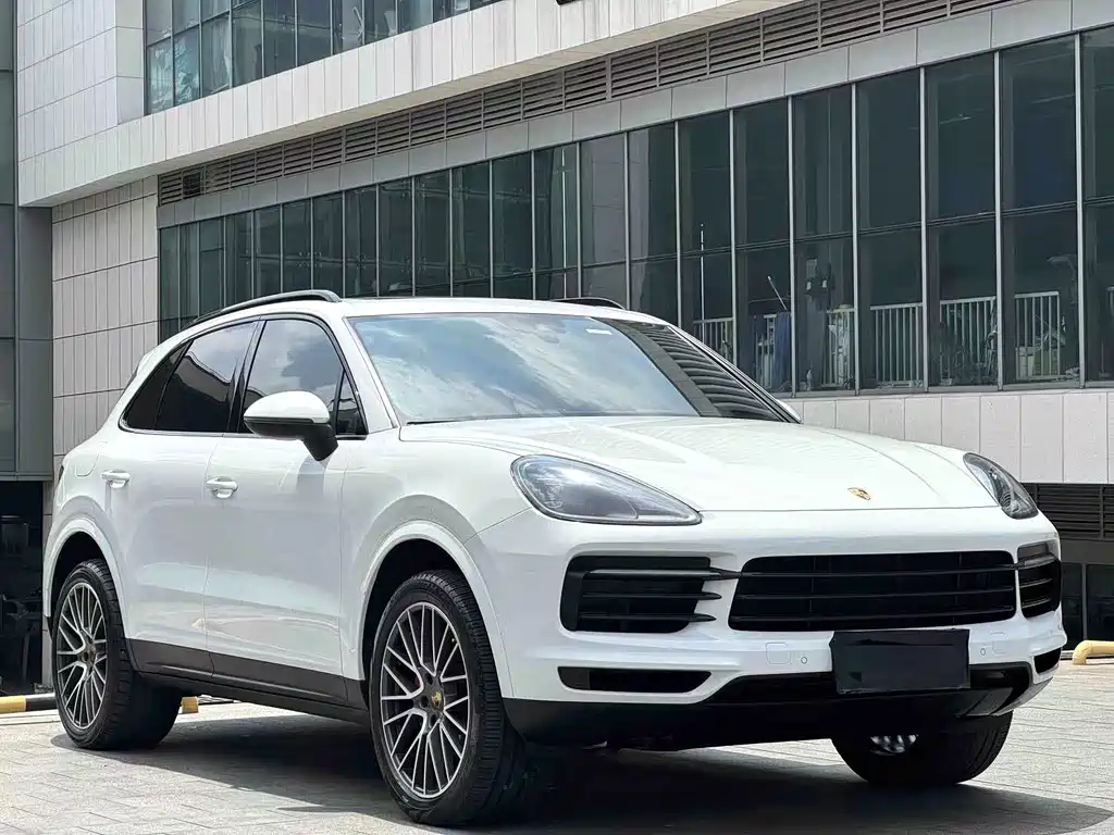 Porsche Cayenne — миниатюра 3