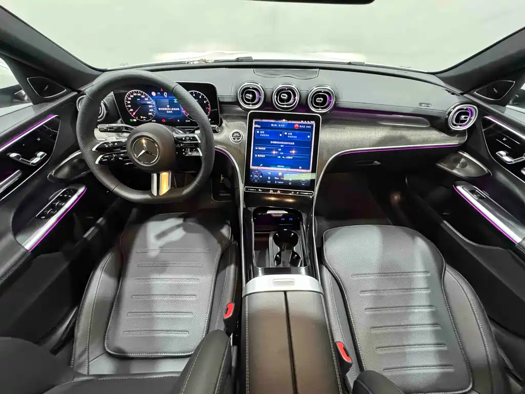 Mercedes-Benz C-Class — миниатюра 4