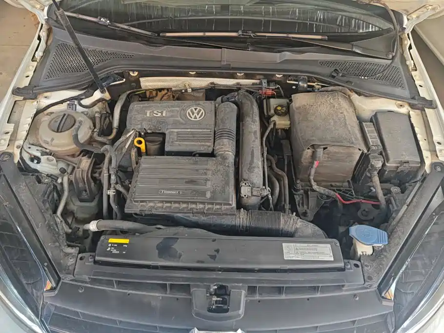 Volkswagen Golf — миниатюра 10