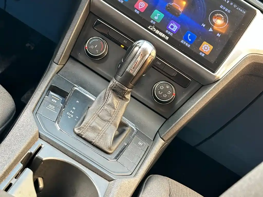 Volkswagen Lamando — миниатюра 20