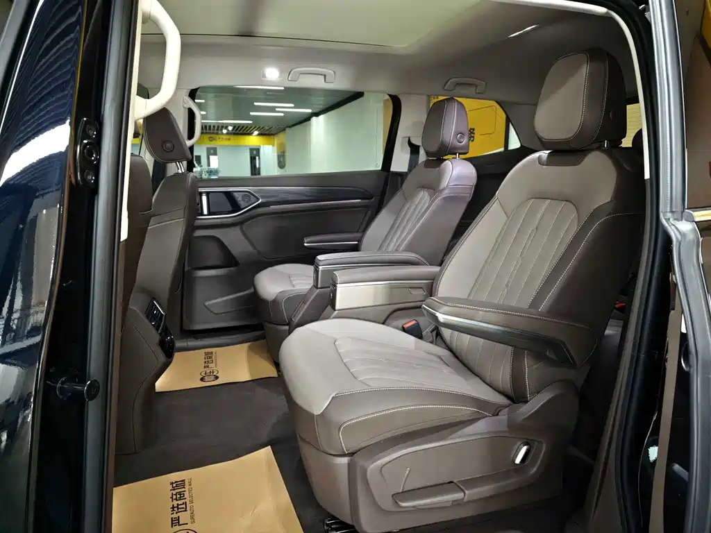 Volkswagen Viloran — миниатюра 10