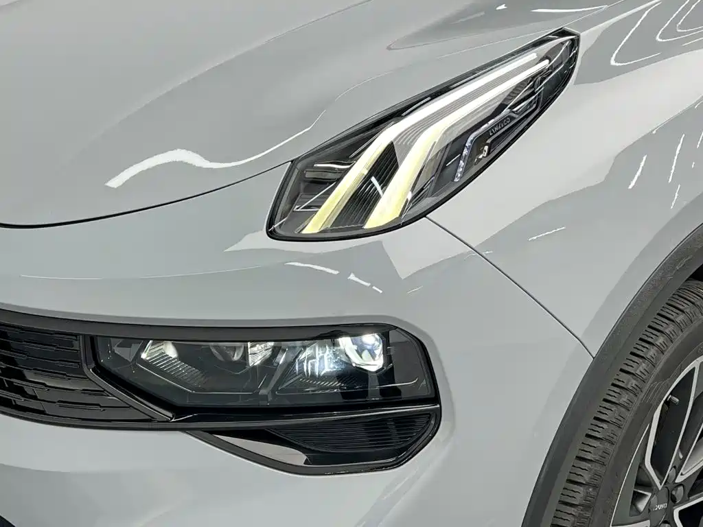 Lynk & Co 01 — миниатюра 10