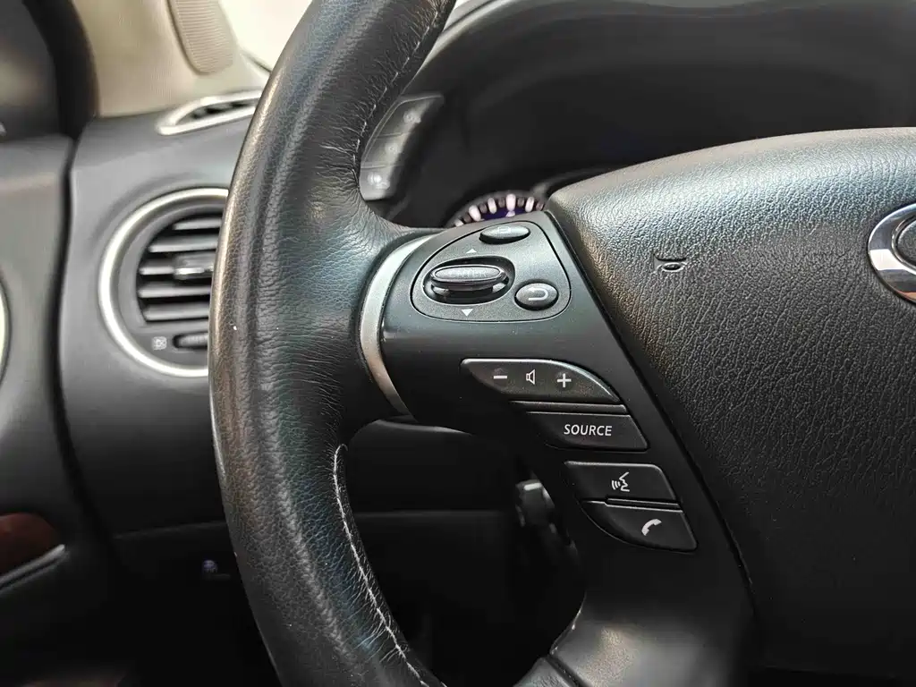 Infiniti QX60 (Import) — миниатюра 14