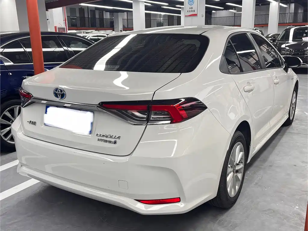Toyota Corolla — миниатюра 11