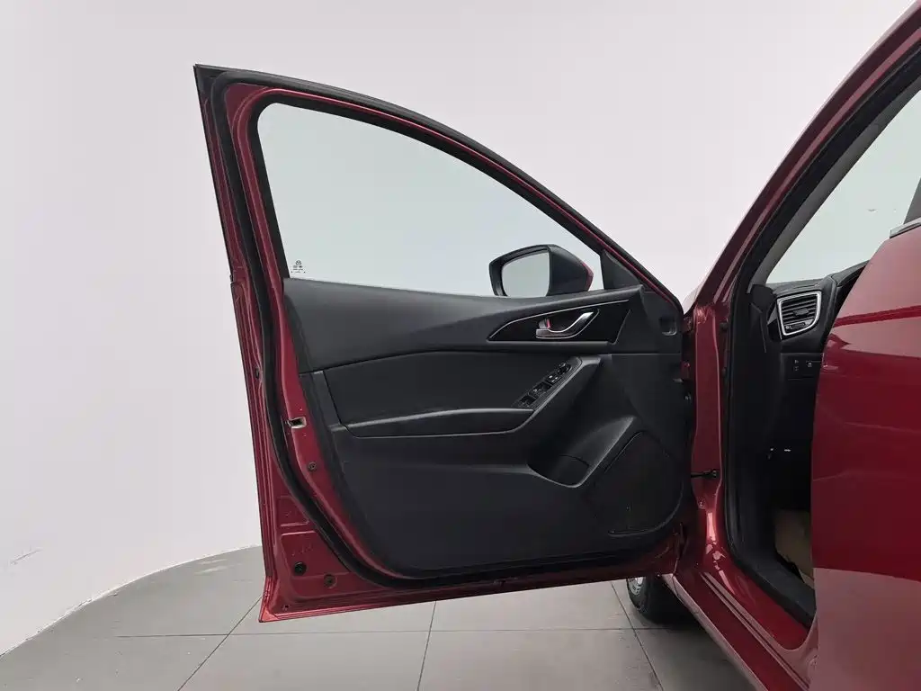 Mazda 3 Axela — миниатюра 8