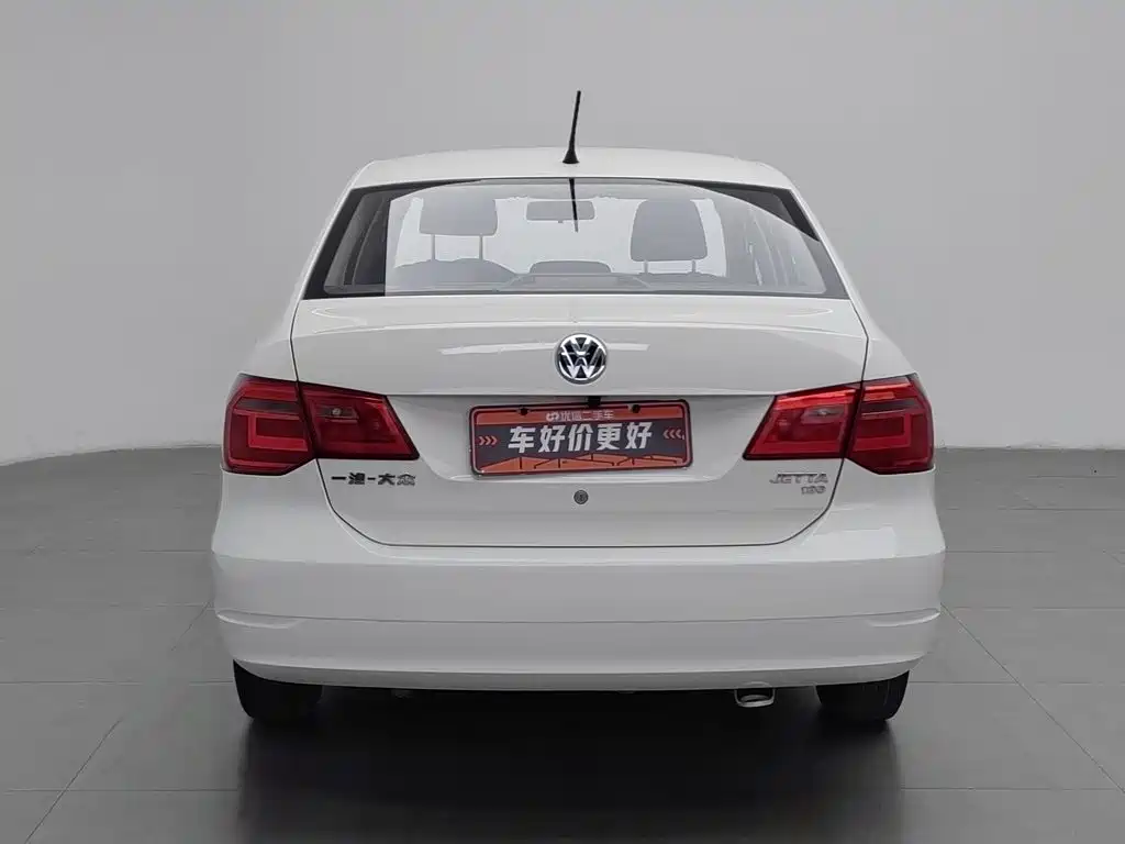 Volkswagen Jetta — миниатюра 4