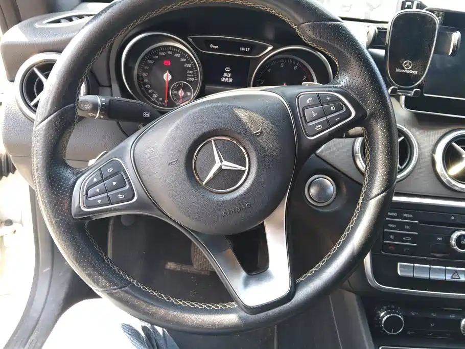 Mercedes-Benz CLA (Import) — миниатюра 15