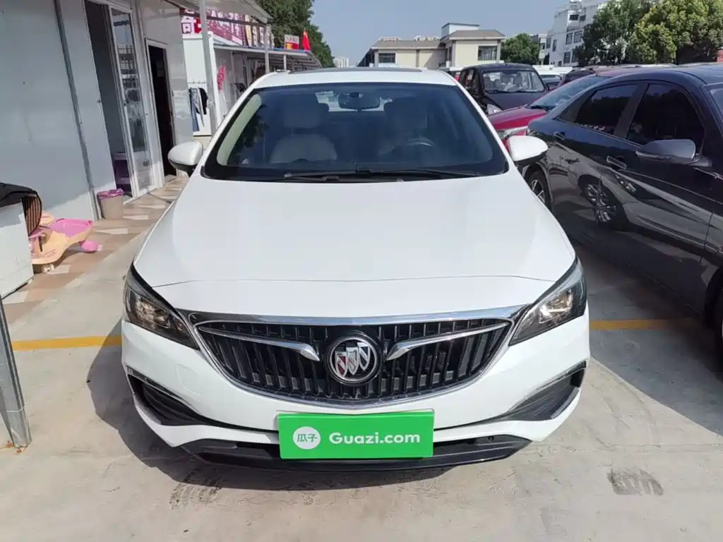 Buick Verano — миниатюра 3