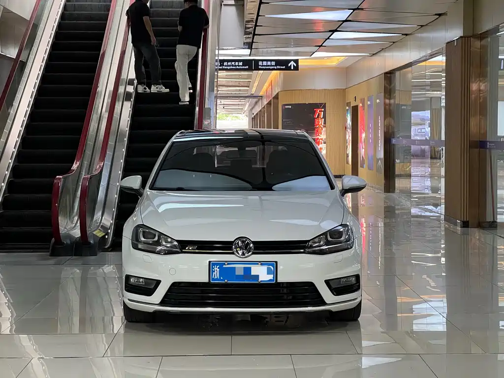Volkswagen Golf — миниатюра 2