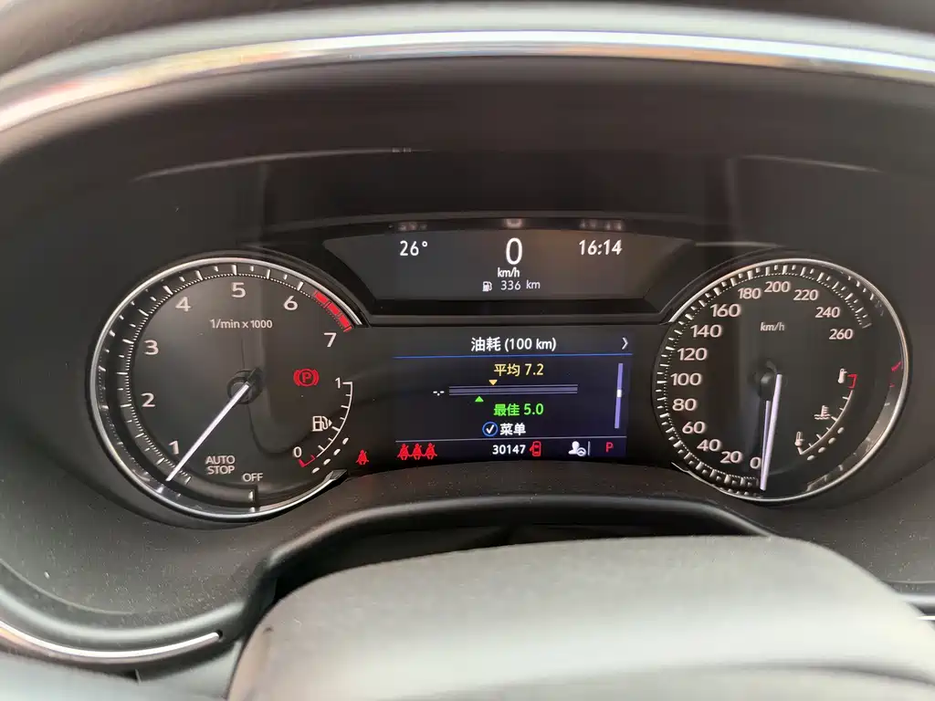 Cadillac CT5 — миниатюра 12
