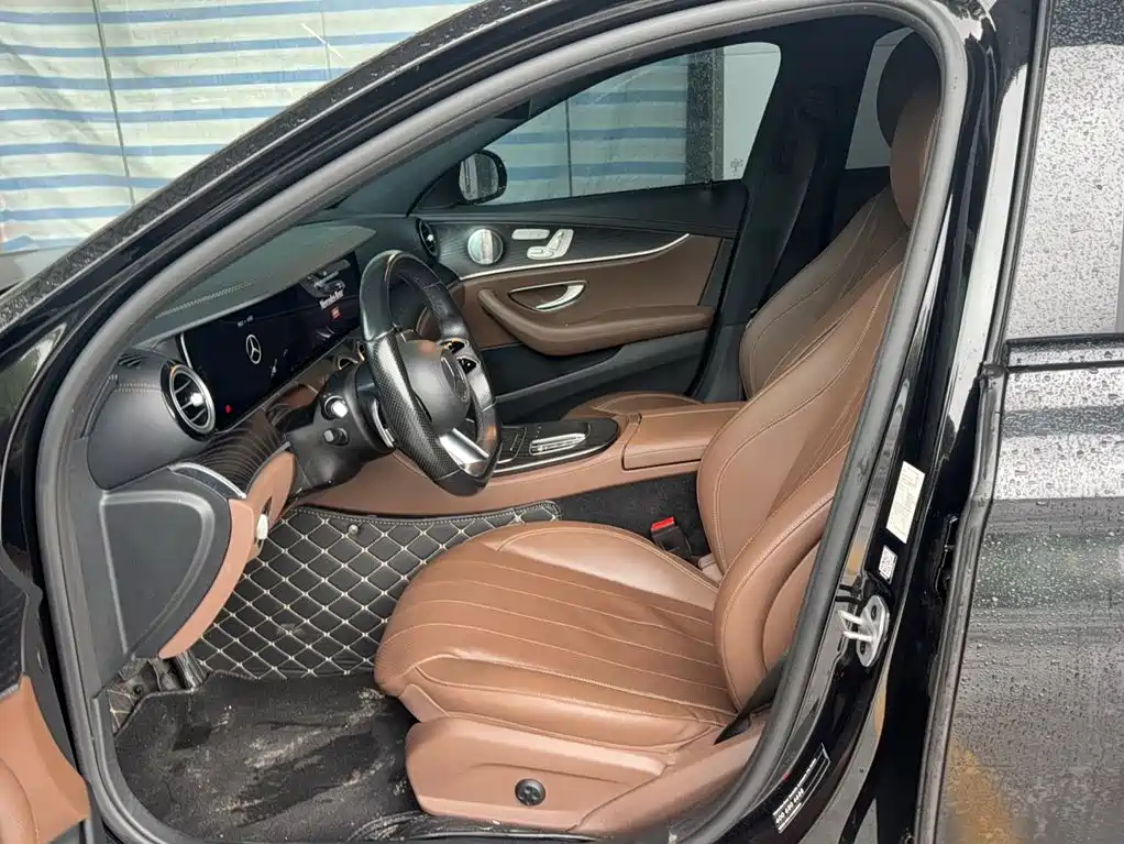 Mercedes-Benz E-Class (Import) — миниатюра 18