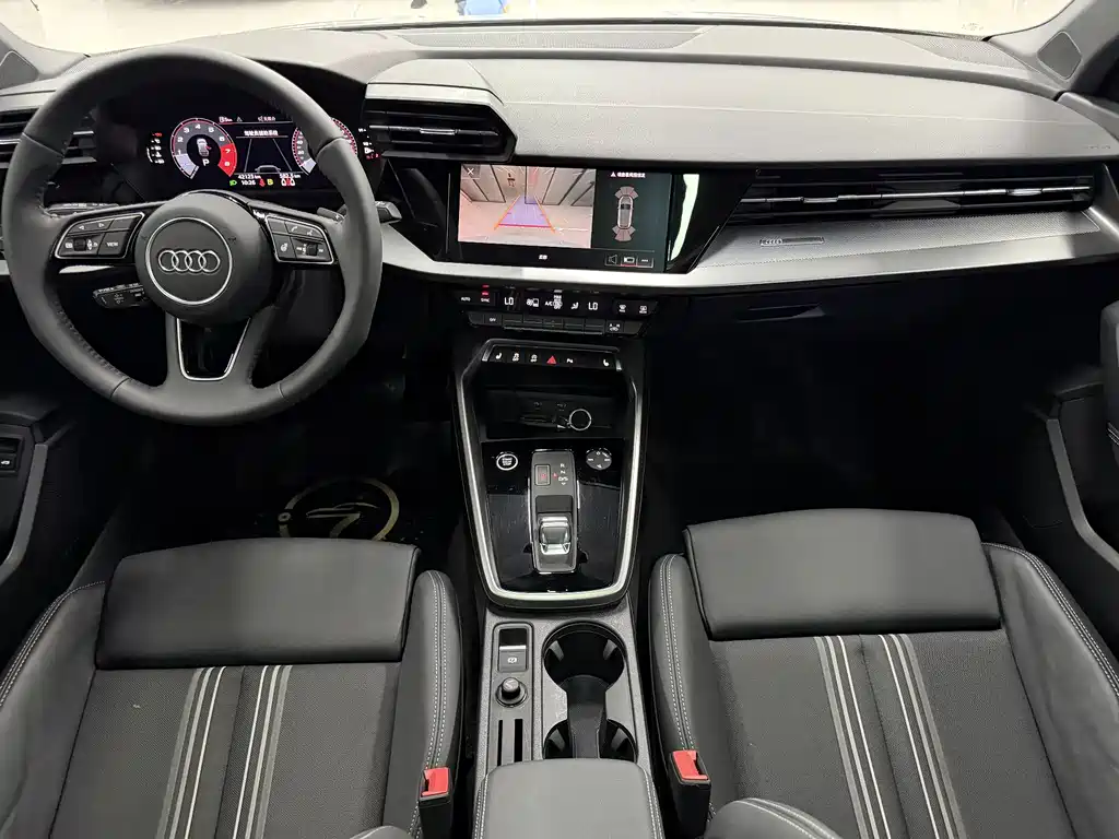 Audi A3 2023 Sportback 35 TFSI Fashion Sport