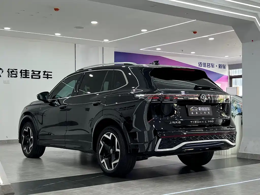 Volkswagen Tiguan L — миниатюра 7