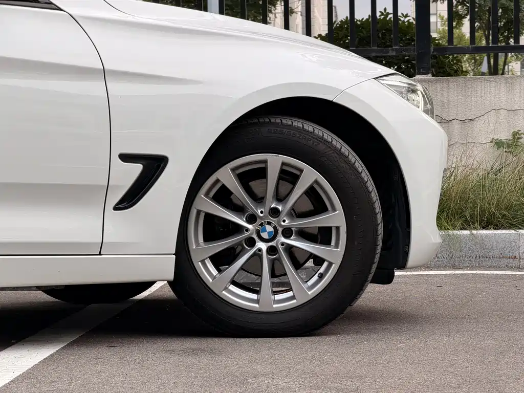 BMW 3 Series GT — миниатюра 21