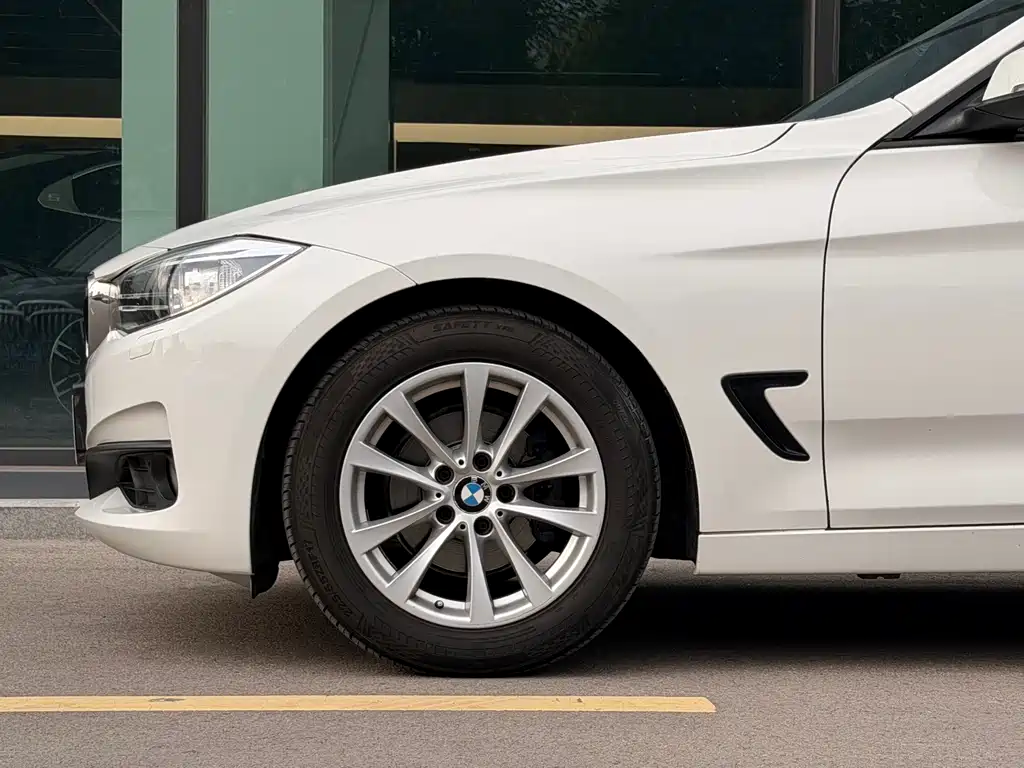 BMW 3 Series GT — миниатюра 4