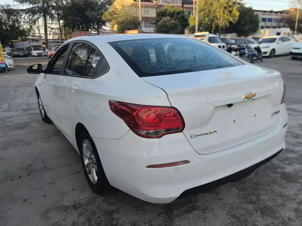 Chevrolet Cavalier — миниатюра 5