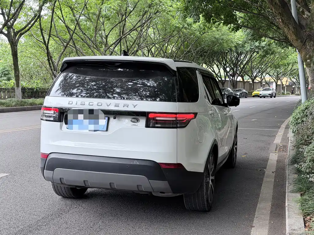 Land Rover Discovery — миниатюра 3