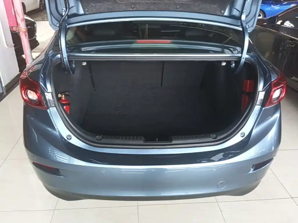 Mazda 3 Axela — миниатюра 19