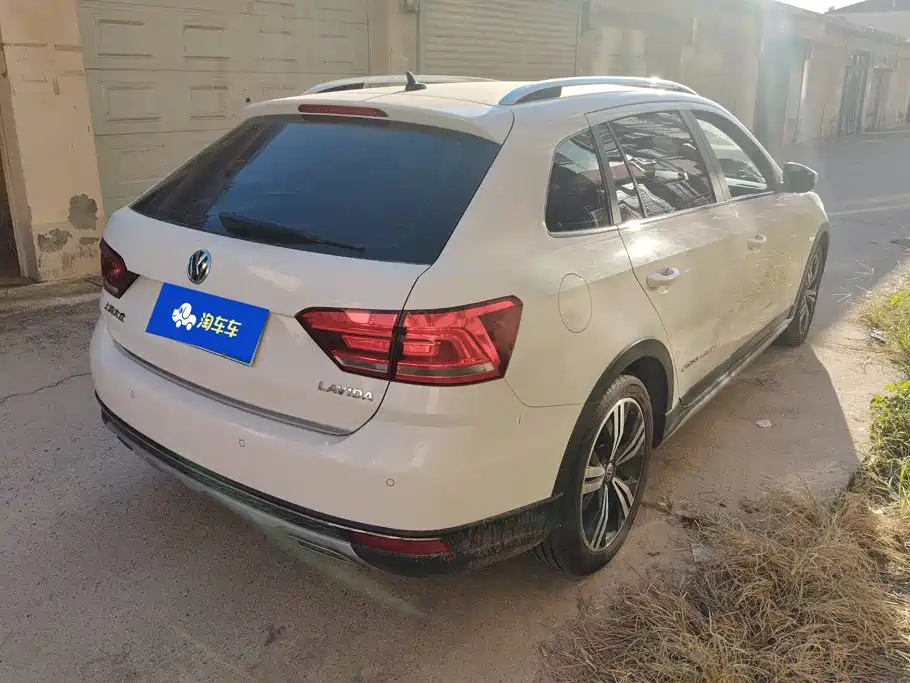 Volkswagen Cross Lavida — миниатюра 3