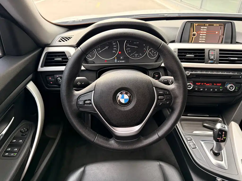 BMW 3 Series GT — миниатюра 13