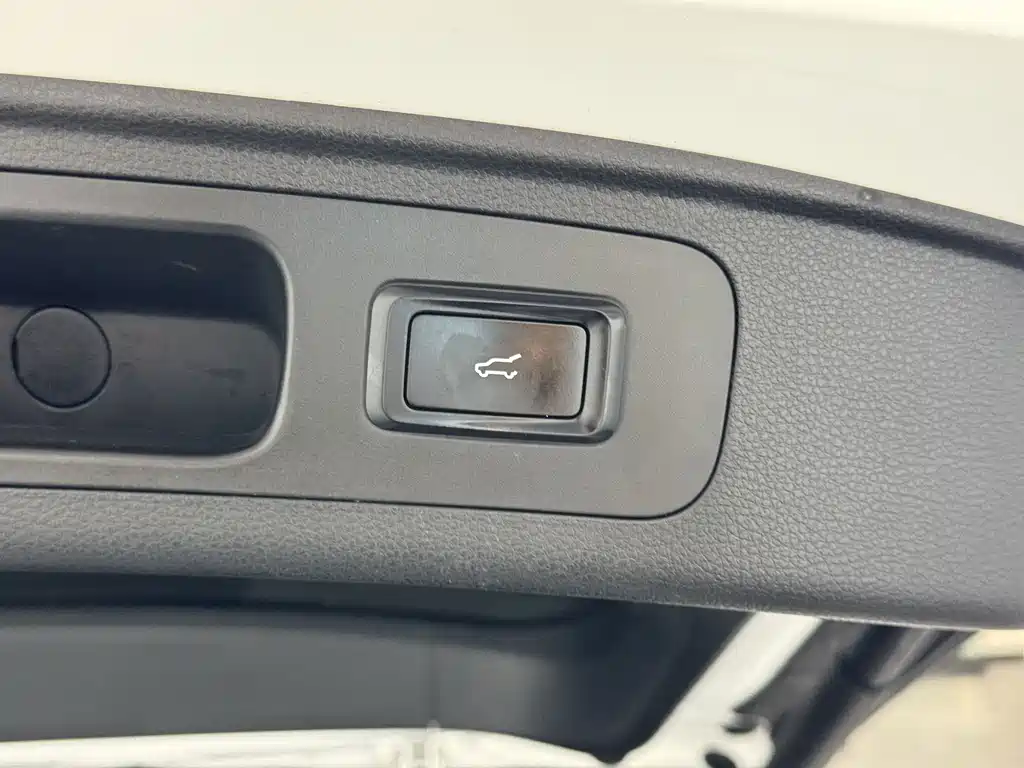 Ford Equator — миниатюра 19