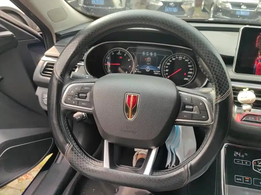Hongqi Hongqi H5 — миниатюра 15