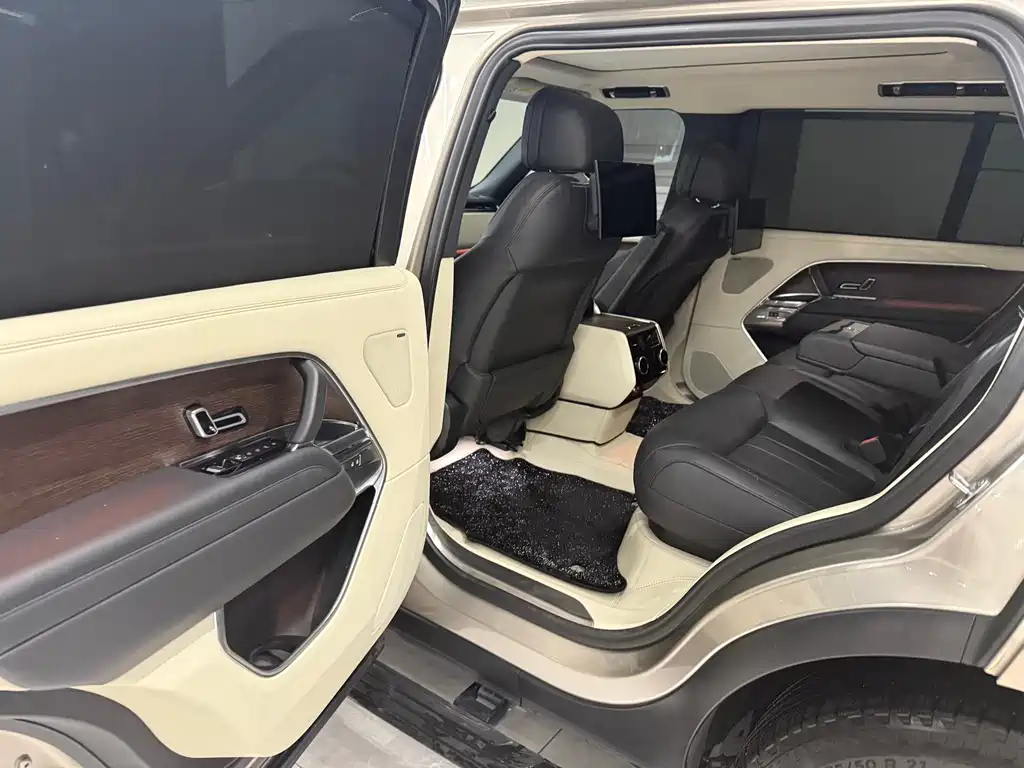 Land Rover Range Rover — миниатюра 6