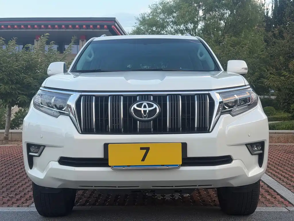 Toyota Prado (Import) — миниатюра 2
