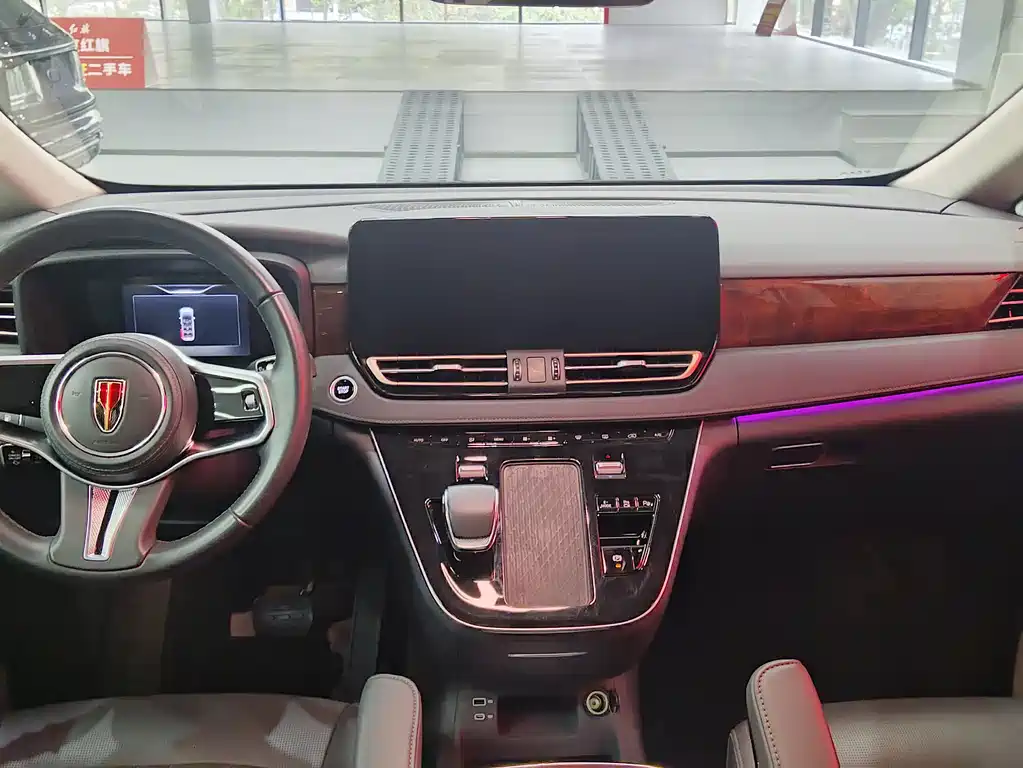 Hongqi Hongqi HQ9 — миниатюра 7