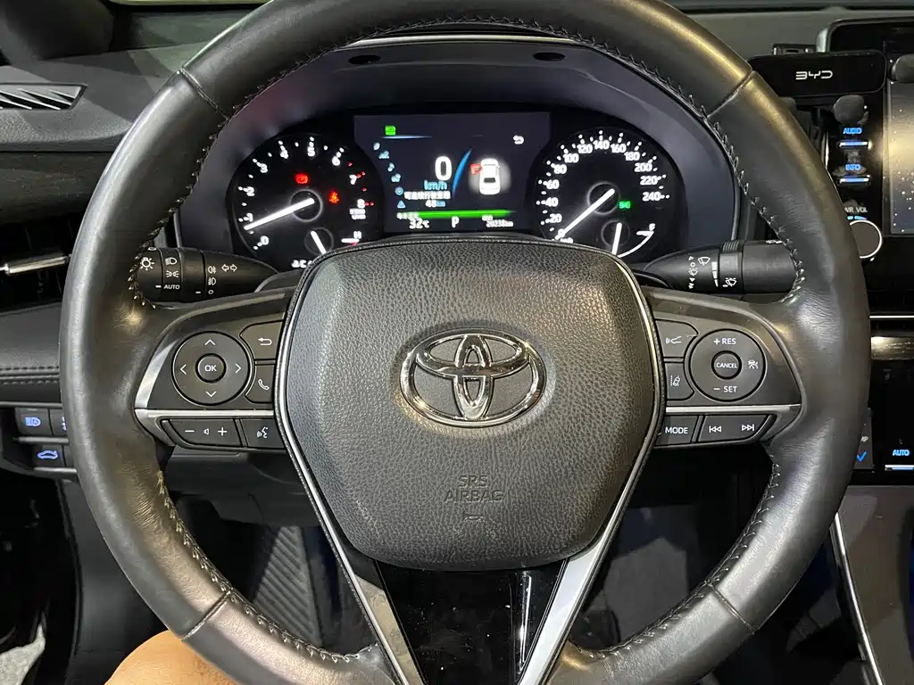 Toyota Avalon — миниатюра 3