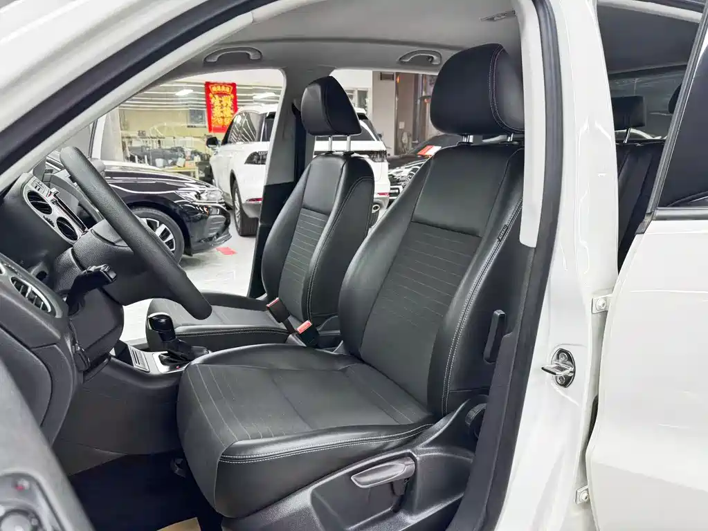 Volkswagen Tiguan — миниатюра 13