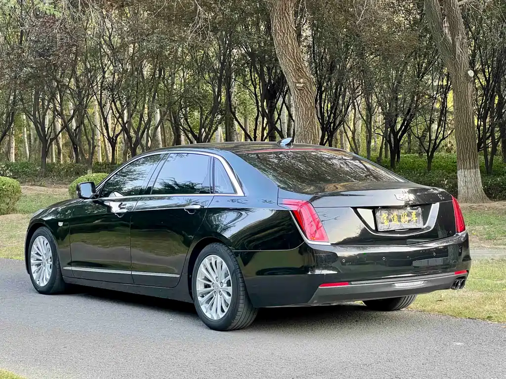 Cadillac CT6 — миниатюра 4