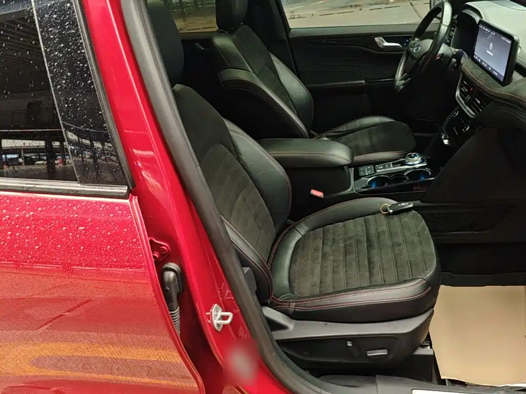 Ford Escape — миниатюра 25