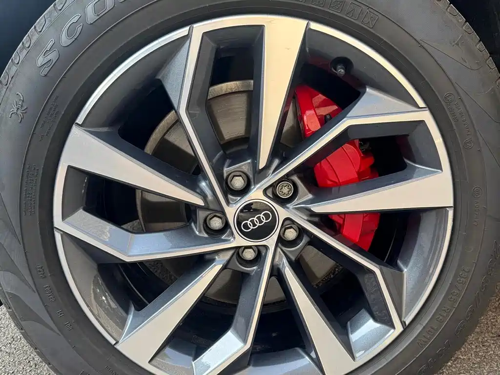 Audi Q5L — миниатюра 4