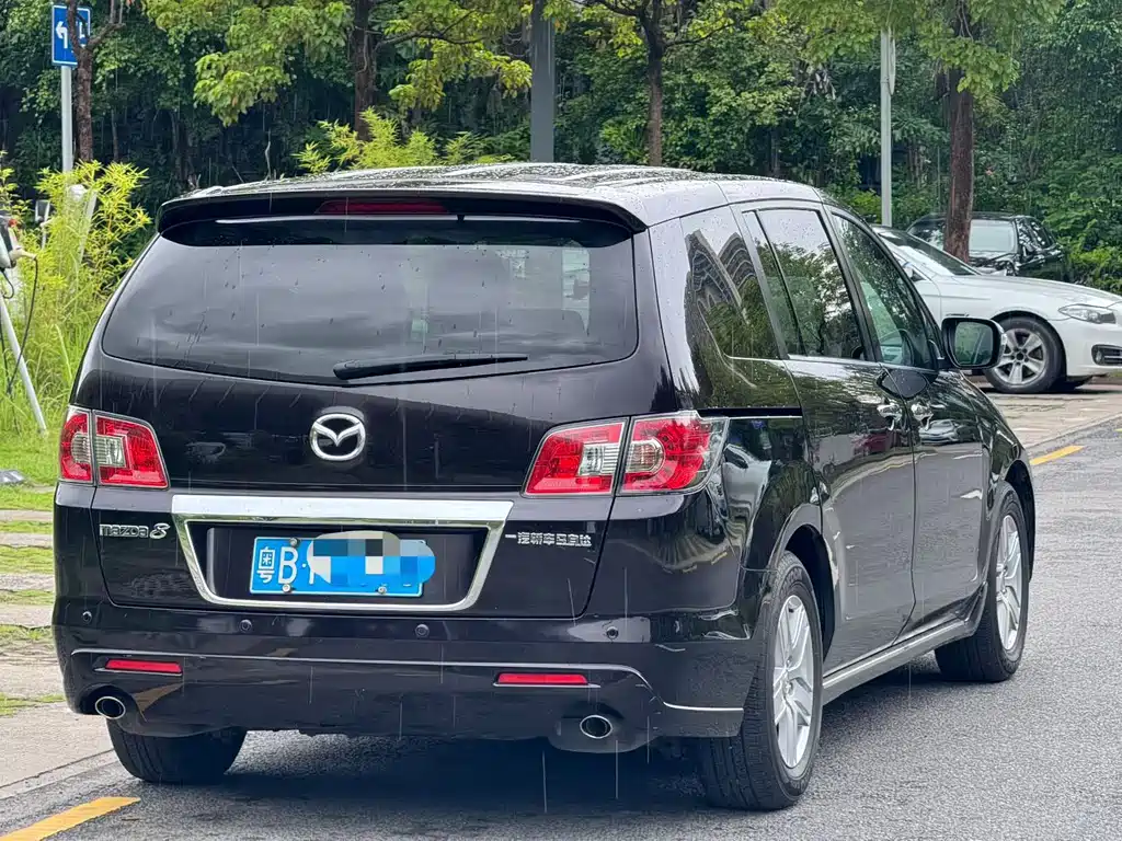 Mazda 8 — миниатюра 3