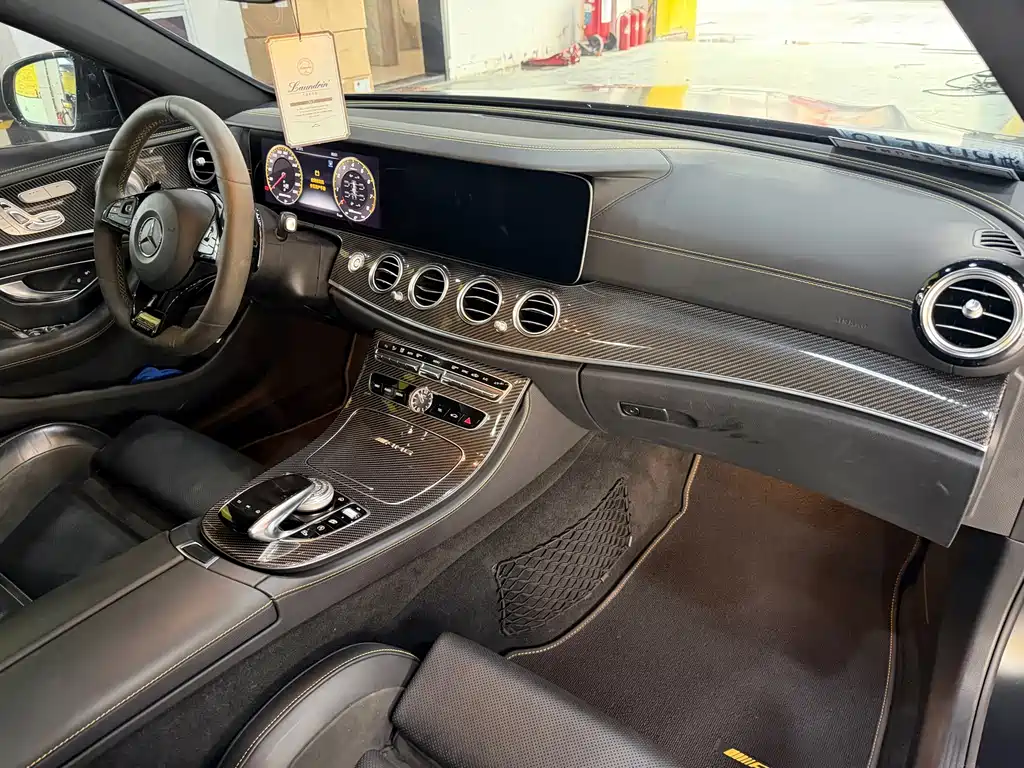 Mercedes-Benz E-Class AMG — миниатюра 5
