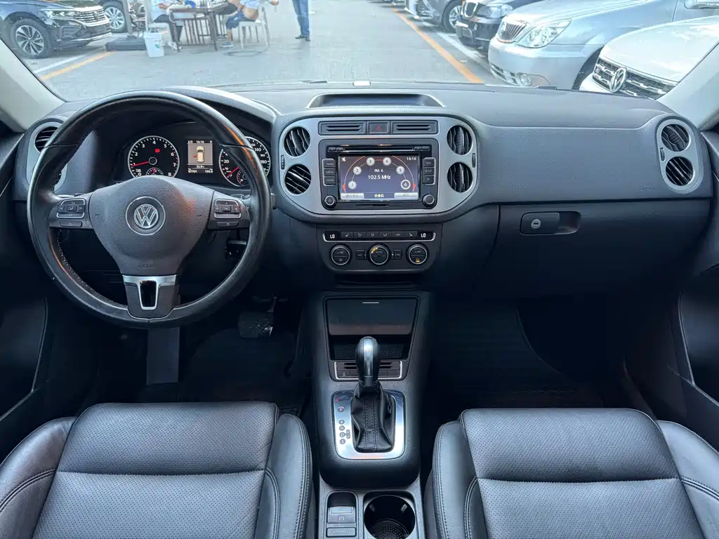 Volkswagen Tiguan — миниатюра 7