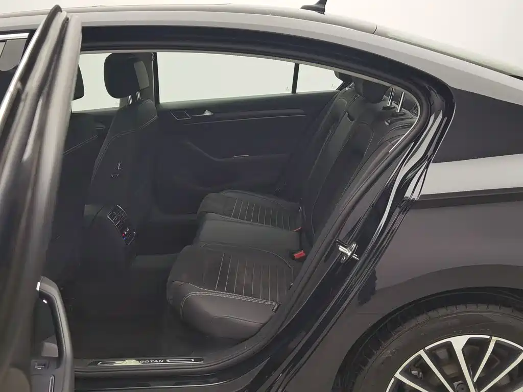 Volkswagen Magotan — миниатюра 15