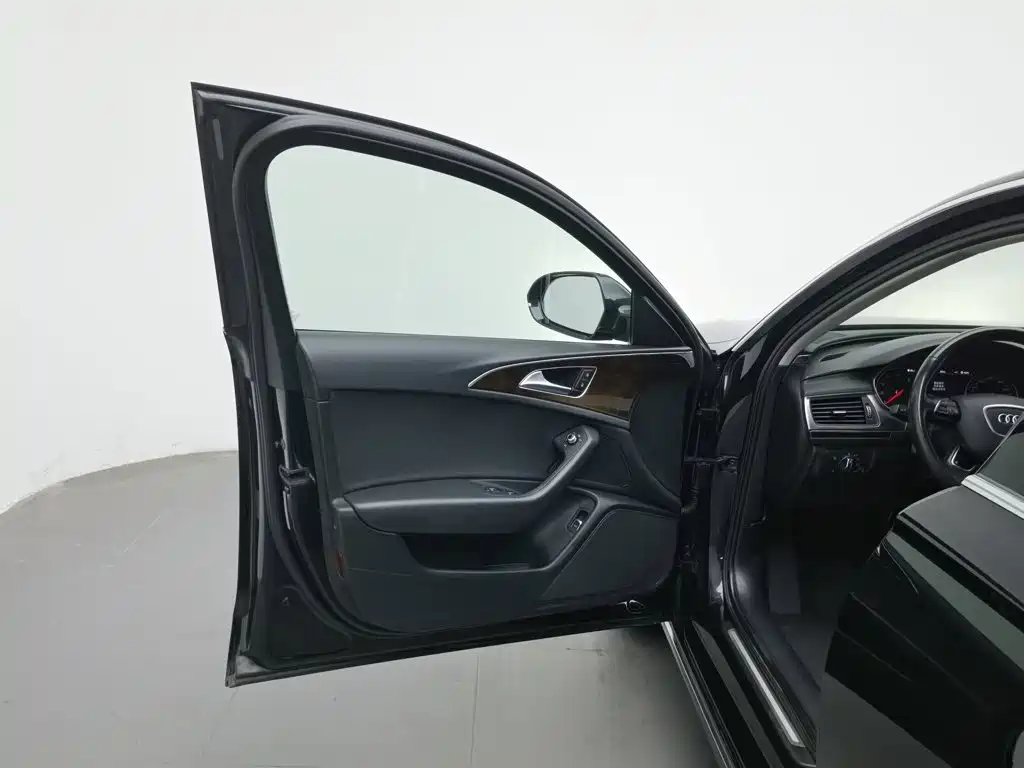 Audi A6L — миниатюра 8