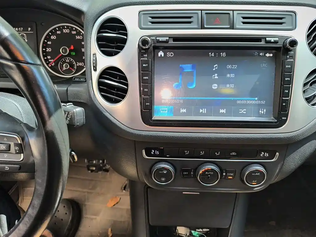 Volkswagen Tiguan — миниатюра 9