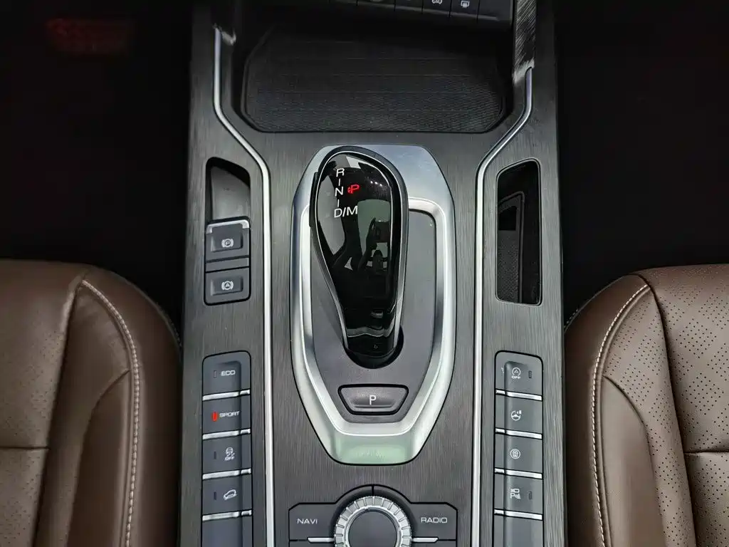 Wey Wey VV6 — миниатюра 13