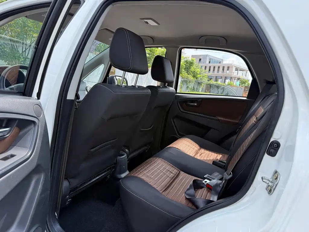 Suzuki SX4 — миниатюра 8